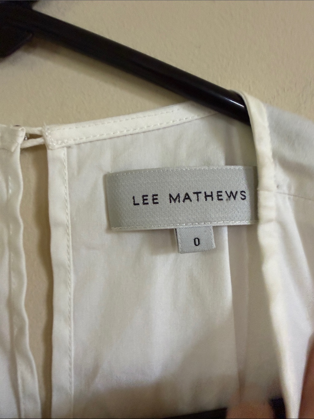 Lee Mathews White Split-Sleeve Tank Top L5 — image 3 of 8